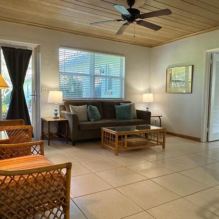 The Grove Beach Condominiums Delray Beach Eksteriør billede