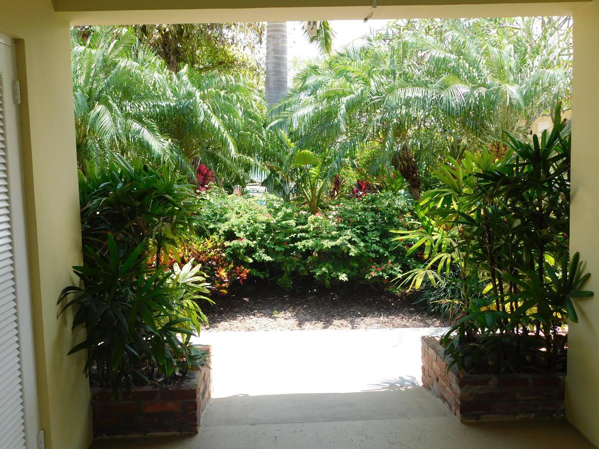The Grove Beach Condominiums Delray Beach Eksteriør billede