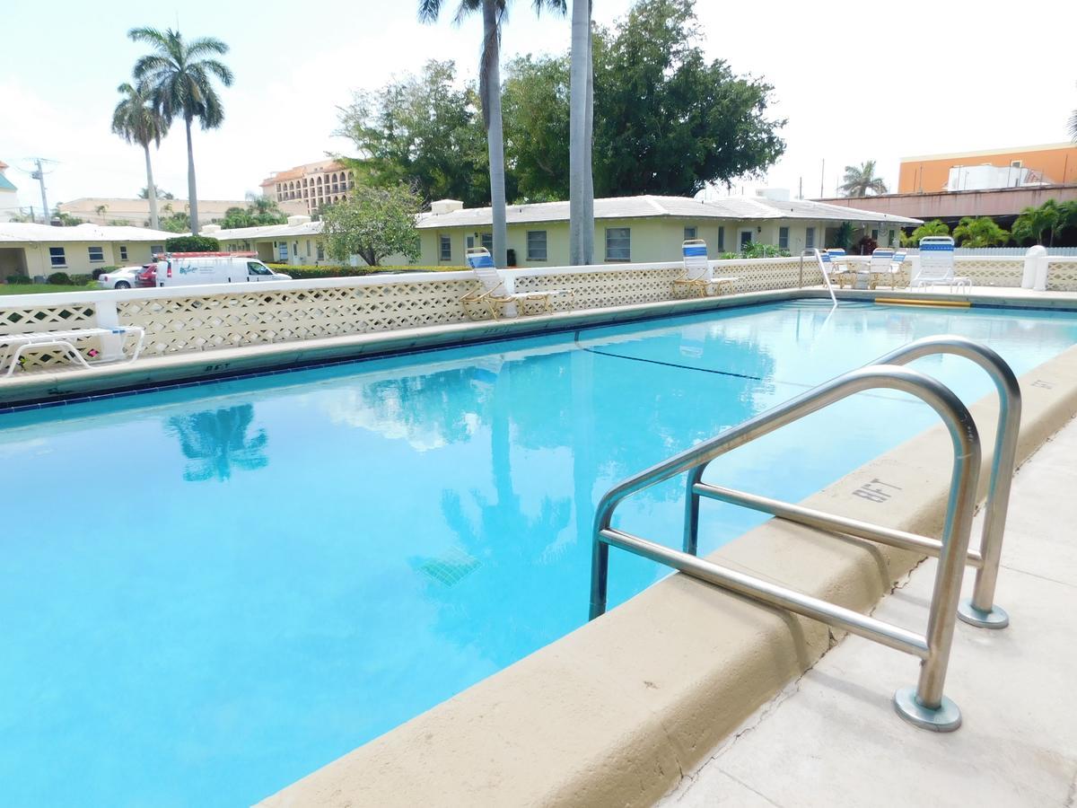 The Grove Beach Condominiums Delray Beach Eksteriør billede
